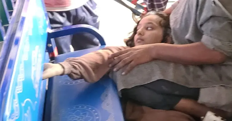 দুর্ঘটনাগ্রস্ত নারী